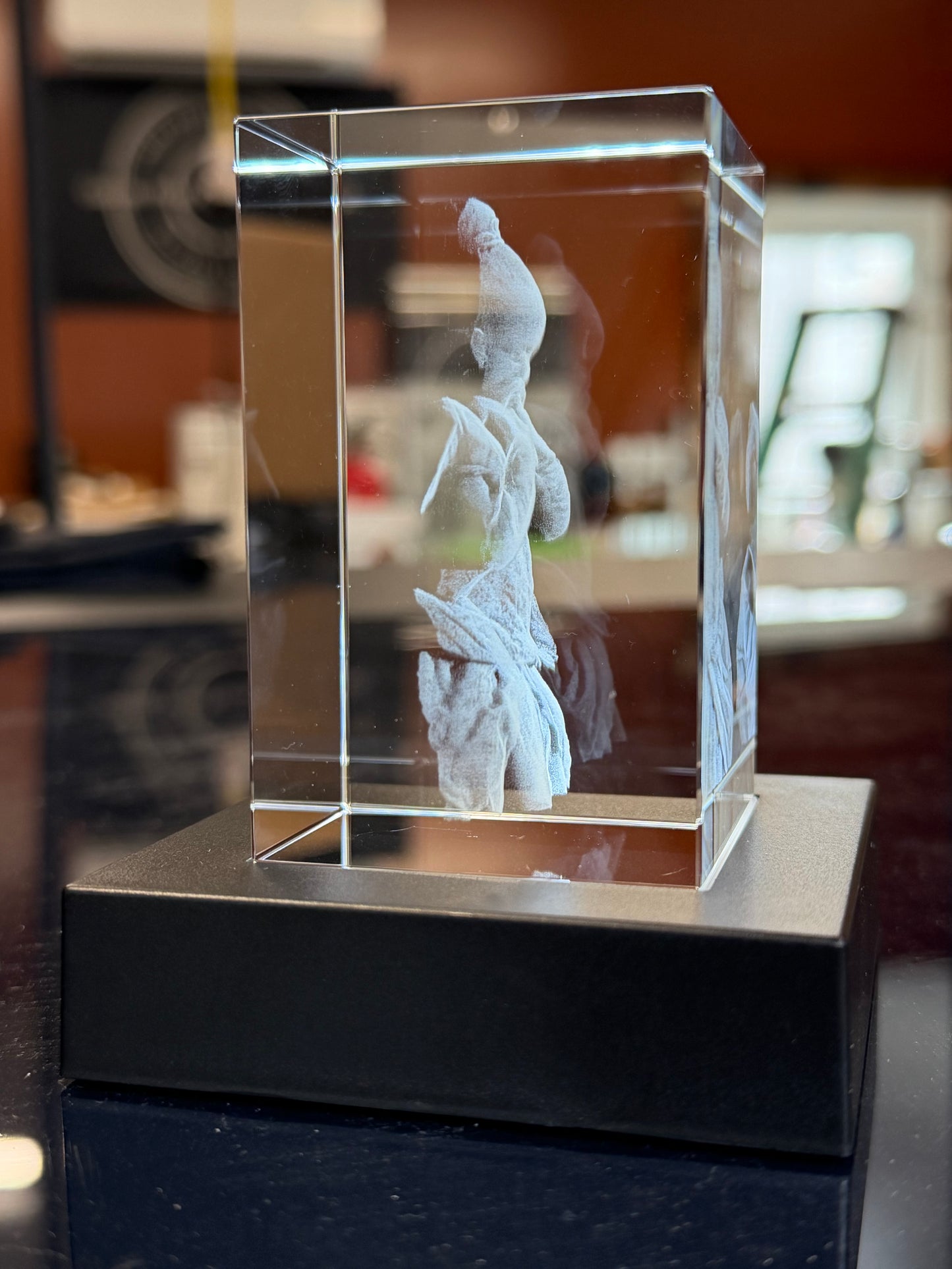 Luxury 3D Subsurface Crystal Glass Block – Personalized Laser-Engraved Photo Keepsake